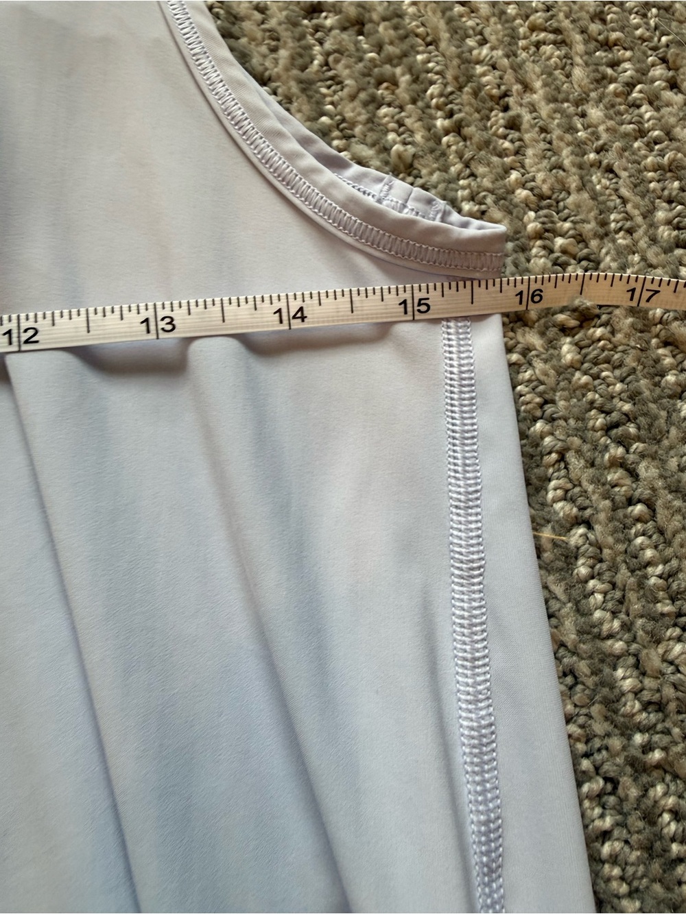 Lululemon Light Purple Mesh Panel Sleeveless Workout Tank Top Relaxed Fit Size S - Picture 4 of 4